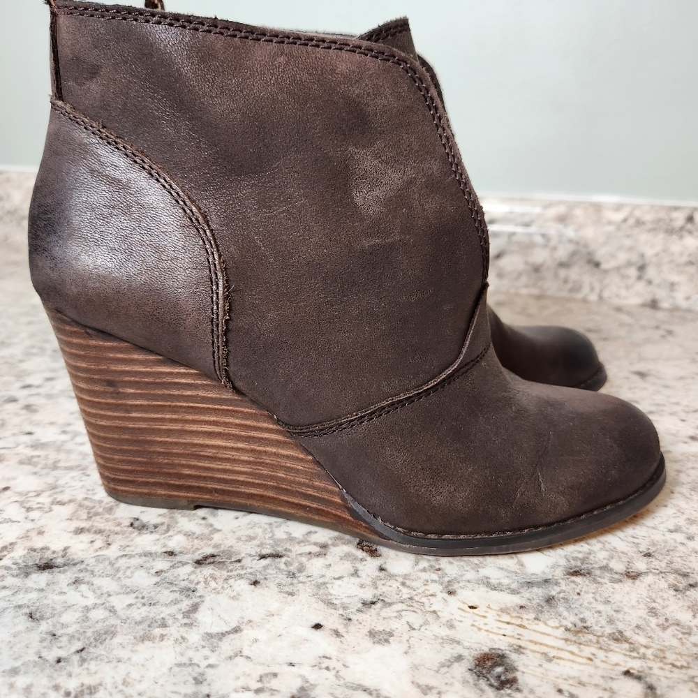 LUCKY Brand Women's Bootie 7.5 - Picture 3 of 8